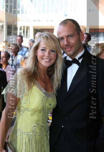 Utrecht, 9 September 2006
Beatrixhal. Permiere musical THE WIZ
Chantal Janzen met haar vriend Roel Kyvelos