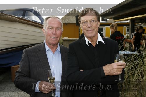 Noordwijk 26 augustus 2006
Presentatie blad JFK in huis ter Duin.
Steenkorrel met Frans Molenaar