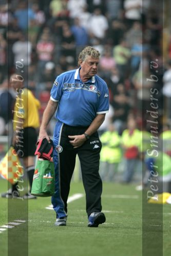 Eindhoven, 17 September 2006
Kompetitiewedstrijd PSV-Feyenoord, eindstand 2-1
Feyenoord-verzorger Gerard Meijer