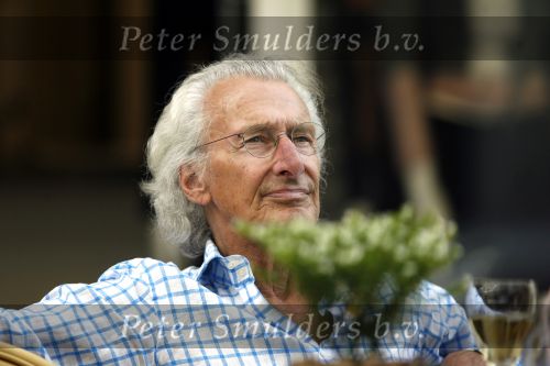Amsterdam 14 september 2006
Harry Mulisch op terras op de pc hooftstraat
