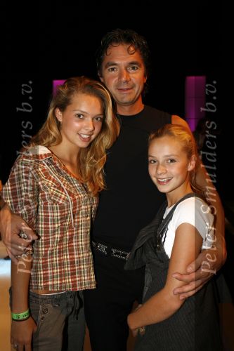 Hilversum 25 augustus 2006
Sterren dansen op het ijs.
Hein Vergeer