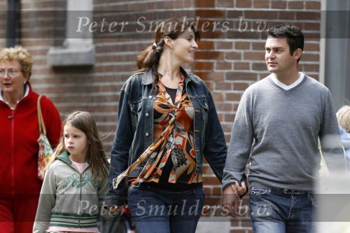Amsterdam 7 september 2006
Irene v d Laar zwanger met haar vriend Sander en dochtertje India.
