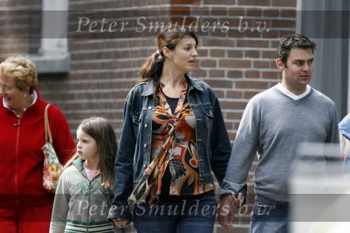 Amsterdam 7 september 2006
Irene v d Laar zwanger met haar vriend Sander en dochtertje India.
