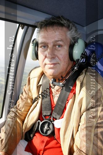Sneek 14 september 2006
Jan Smit gaat met helicopter heel nederland af om zijn nieuwe cd te promoten. Jaap Buys