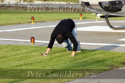 Sneek 14 september 2006
Jan Smit gaat met helicopter heel nederland af om zijn nieuwe cd te promoten.