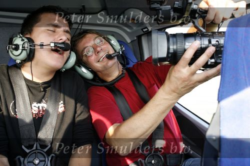 Sneek 14 september 2006
Jan Smit gaat met helicopter heel nederland af om zijn nieuwe cd te promoten.