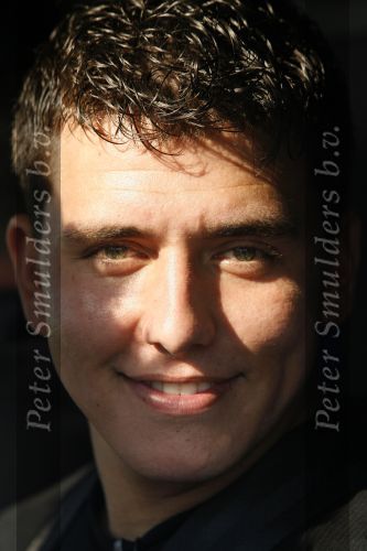 Sneek 14 september 2006
Jan Smit gaat met helicopter heel nederland af om zijn nieuwe cd te promoten.
