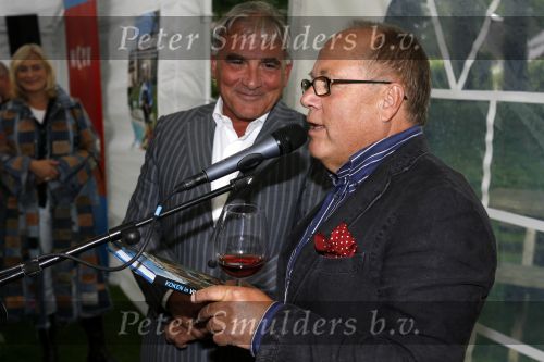 Hilversum 29 augustus 2006
Presentatie kookboek Rick Felderhof.
Rik Felderhof met Joop Braakhekke