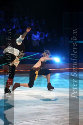 Eindhoven, 3 September 2006
Dancing On Ice ( 2e avond )
Kelly Pfaff samen met haar partner Andrei net voor haar val
