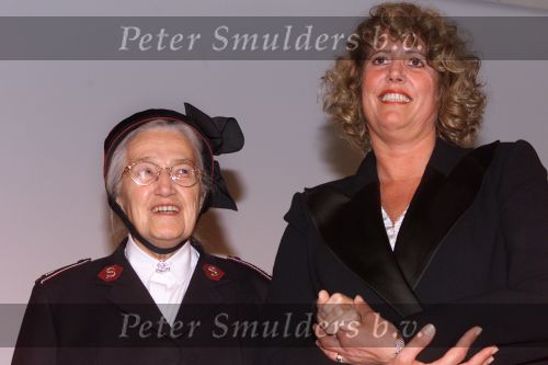 AMSTERDAM 29 OKTOBER 2001
 Parel van Nederland verkiezing.  Michael v Praag , Andre v Duin , Majoor Bosshardt en Andrea Visser


PETER SMULDERS BV