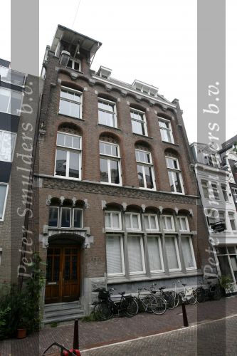 Amsterdam 5 september 2006
Appartement Martijn Krabbe te koop.