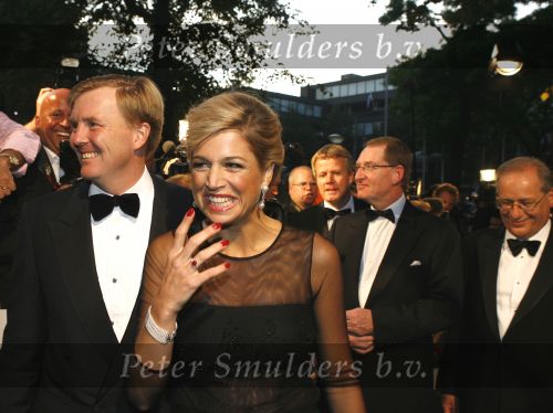 Den Haag 12 september 2006
Premiere Zwartboek in Den Haag.
Maxima en Prins Willem Alexander met Paul Verhoeven.