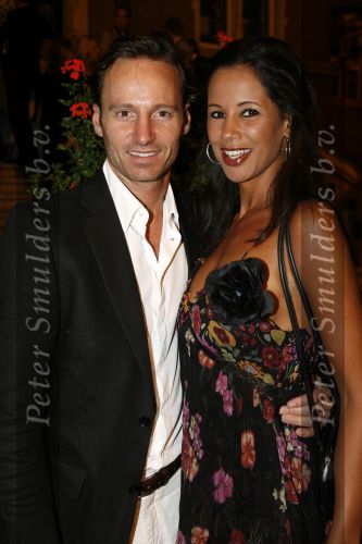 Amsterdam 6 september 2006
Modeshow Monique Collignon in het tropenmuseum.
Michael Lingg  met model Manuela