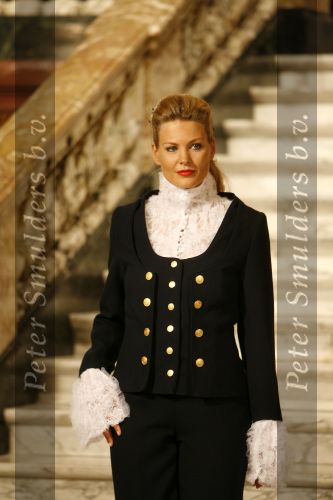 Amsterdam 6 september 2006
Modeshow Monique Collignon in het tropenmuseum.