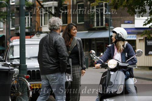 Amsterdam 1 september 2006
Xandra Hay op vespa scooter met Huub Stapel en Monique Kleeman.