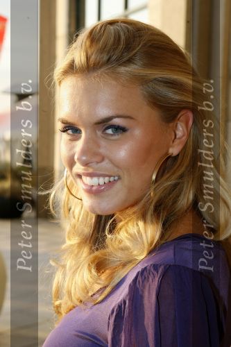 Noordwijk 26 augustus 2006
Presentatie blad JFK in huis ter Duin.
Nicolette v Dam