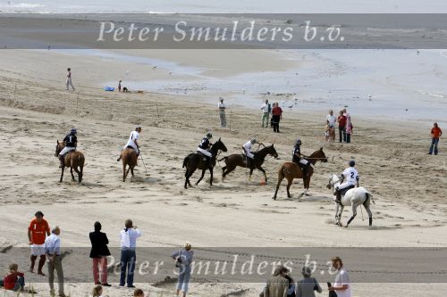 Noordwijk 26 augustus 2006
Polo op het strand van Noordijk.
polo