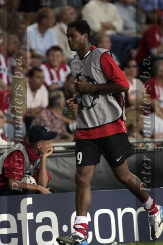Eindhoven, 12 September 2006 PSV-FC Liverpool. 1e wedstrijd in de Champions League Seizoen 2006/2007 eindstand 0-0
Patrick Kluivert tijdens zijn eerste officiele warming up bij PSV