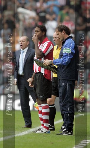 Eindhoven, 17 September 2006
Kompetitiewedstrijd PSV-Feyenoord, eindstand 2-1
Patrick Kluivert zijn eerste wedstrijd als invaller