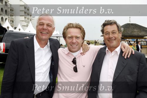 Noordwijk 26 augustus
Feestje JFK in huis ter Duin.
Paul Asscher met....(r)