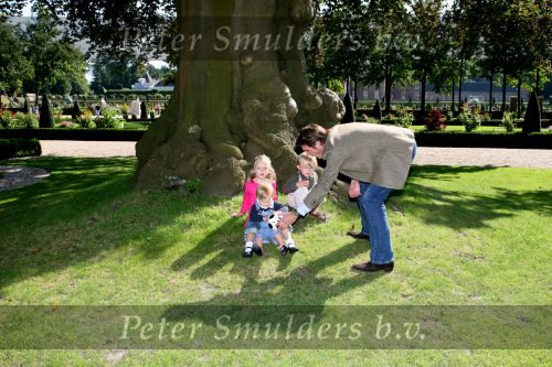 Apeldoorn, 9 September 2006
Fotosessie bij Kasteel \'t Loo 
Prins Lucas met zijn zusje Prinses Anna en Prinses Felicia
Prins Maurits