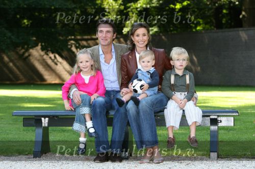 Apeldoorn, 9 September 2006
Fotosessie bij Kasteel \'t Loo met Prins Maurits en Prinses Marilene met hun kinderen Prinses Anna, Prins Lucas en Prinses Felicia.
