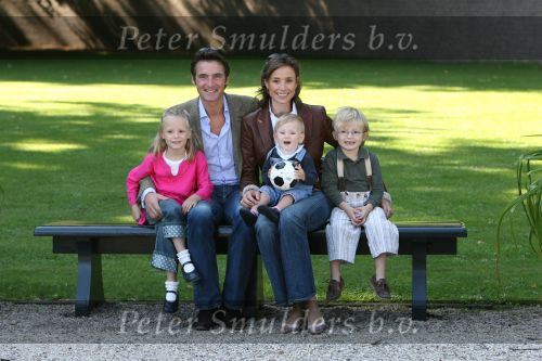 Apeldoorn, 9 September 2006
Fotosessie bij Kasteel \'t Loo met Prins Maurits en Prinses Marilene met hun kinderen Prinses Anna, Prins Lucas en Prinses Felicia.