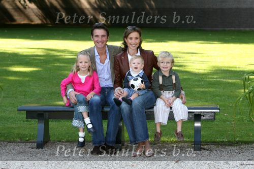 Apeldoorn, 9 September 2006
Fotosessie bij Kasteel \'t Loo met Prins Maurits en Prinses Marilene met hun kinderen Prinses Anna, Prins Lucas en Prinses Felicia.