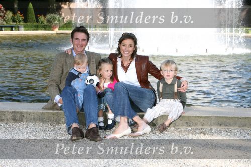 Apeldoorn, 9 September 2006
Fotosessie bij Kasteel \'t Loo met Prins Maurits en Prinses Marilene met hun kinderen Prinses Anna, Prins Lucas en Prinses Felicia.