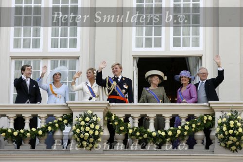 Den Haag 19 september 2006
Prinsjesdag 2006 
Prinses Margriet en Pieter v Vollenhoven Koningin Beatrix Prins Willem Alexander Maxima Prinses Laurentien en Prins Constantijn
