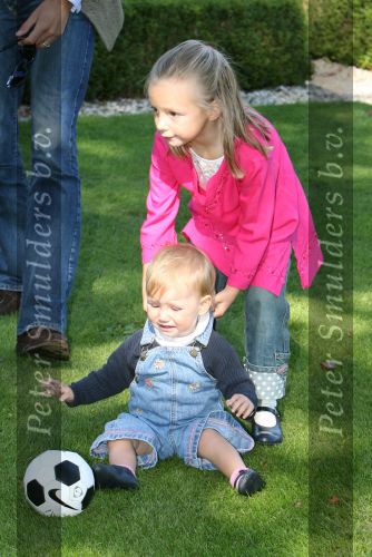 Apeldoorn, 9 September 2006
Fotosessie bij Kasteel \'t Loo 
Prinses Anna met haar broertje Prins Lucas en zusje Prinses Felicia
