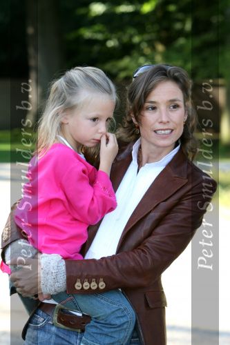 Apeldoorn, 9 September 2006
Fotosessie bij Kasteel \'t Loo 
Prinses Anna met Prinses Marilene
