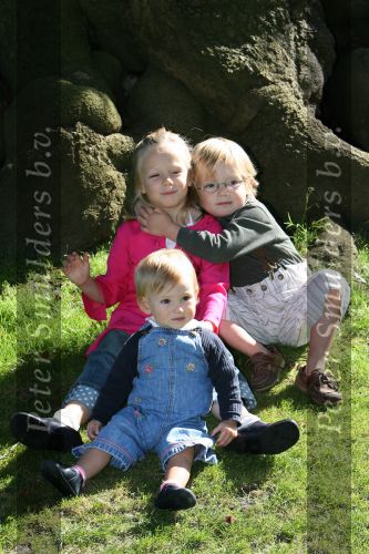 Apeldoorn, 9 September 2006
Fotosessie bij Kasteel \'t Loo 
Prinses Anna met haar broertje Prins Lucas en zusje Prinses Felicia