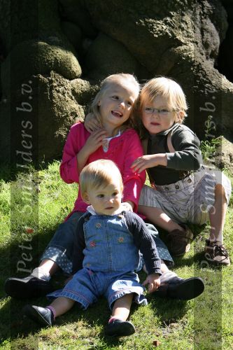 Apeldoorn, 9 September 2006
Fotosessie bij Kasteel \'t Loo 
Prinses Anna met haar broertje Prins Lucas en zusje Prinses Felicia