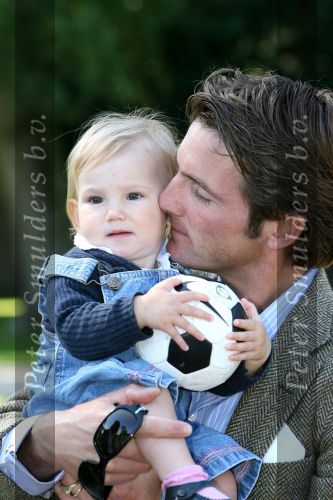 Apeldoorn, 9 September 2006
Fotosessie bij Kasteel \'t Loo 
Prinses Felicia met papa, Prins Maurits