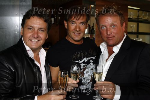 Loosdrecht 30 augustus 2006
presentatie gouden dvd van de toppers in concert bij Restaurant Zin. Gordon Rene Froger en Gerard Joling