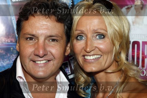 Loosdrecht 30 augustus 2006
presentatie gouden dvd van de toppers in concert bij Restaurant Zin. Natasja Froger en Rene Froger