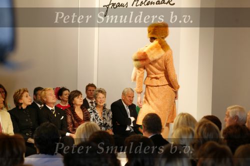 Amsterdam 11 september 2006
Modeshow Frans Molenaar in het Amstel Hotel. Rita Verdonk met Frans Molenaar