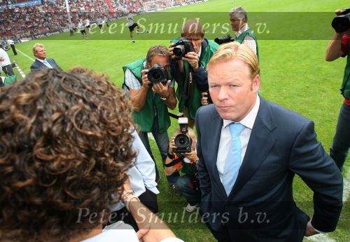 Eindhoven, 17 September 2006
Kompetitiewedstrijd PSV-Feyenoord, eindstand 2-1
PSV-trainer Ronald Koeman