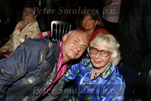 Amsterdam 28 augustus 2006
Modeshow Ronald Kolk in krasnapolsky.
Ronald met moeder