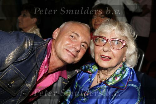 Amsterdam 28 augustus 2006
Modeshow Ronald Kolk in krasnapolsky.
Ronald met moeder