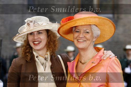Den Haag 19 september 2006
Prinsjesdag 2006
Sybilla Dekker met dochter en  hoedje
