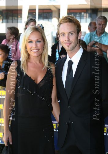 Utrecht, 9 September 2006
Beatrixhal. Permiere musical THE WIZ
Tanja Jess met vriend Charly Luske