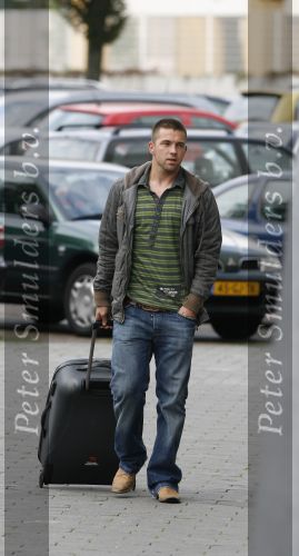 Eindhoven, 4 September 2006
Philips Stadion, bijeenkomst eerste training Nederlands elftal voor de wedstrijd tegen Wit Rusland.
Theo Janssen bij aankomst