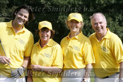 Apeldoorn 6 september 2006
Golftournooi Ronnie Tober foundation.
Toos v d Valk Truus v d Valk