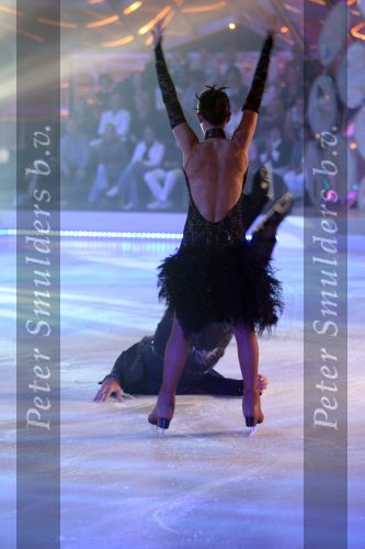 Eindhoven, 27 augustus 2006
Dancing on Ice van RTL 4 (1e uitzending )
Val van Bert Kuizinga met zijn partner Chouw-Ian