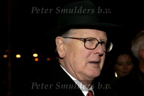Amsterdam 26 november 2004
Premiere Andre v Duin in Carre in Amsterdam.
Willem Jan v Vollenhoven Broer van Pieter v Vollenhoven )