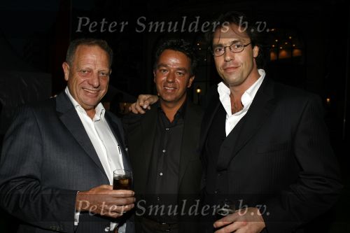 Noordwijk 26 augustus 2006
Presentatie blad JFK in huis ter Duin.
Yves Gijraths met Wim Zegwaard