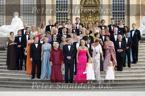 Apeldoorn 1 september 2007
Prins Wille mAlexander viert zijn 40e verjaardag op paleis het Loo met Maxima Alexia Ariane en Amalia.