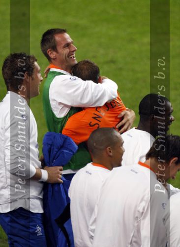 Amsterdam 8 september 2007
kwalificatieduel voor EK tussen Nederland en Bulgarije in de amsterdam arena. Nederland wint met 2-0. Wesley Sneijder scoort de 1-0. met Andre Ooijer